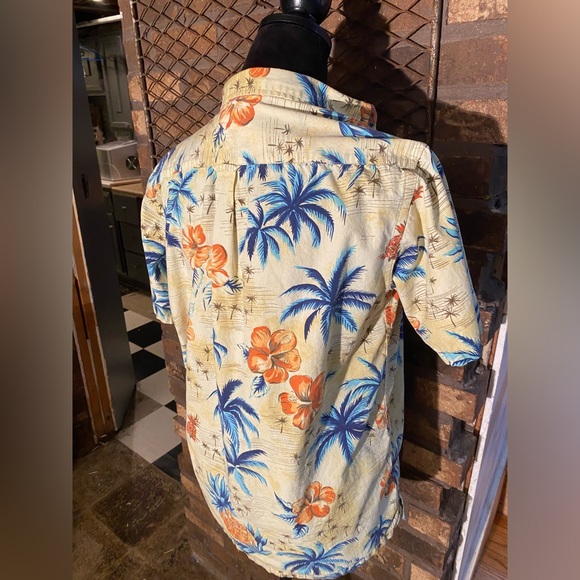 Tommy Hilfiger Button Up Hawaiian Shirt L - Picture 2 of 3
